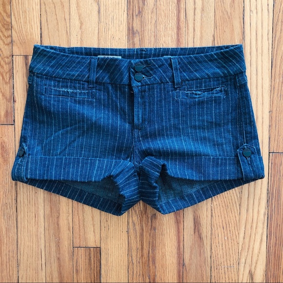 Design Lab Bleeker Baby Shorts Denim Stipe - Picture 1 of 5